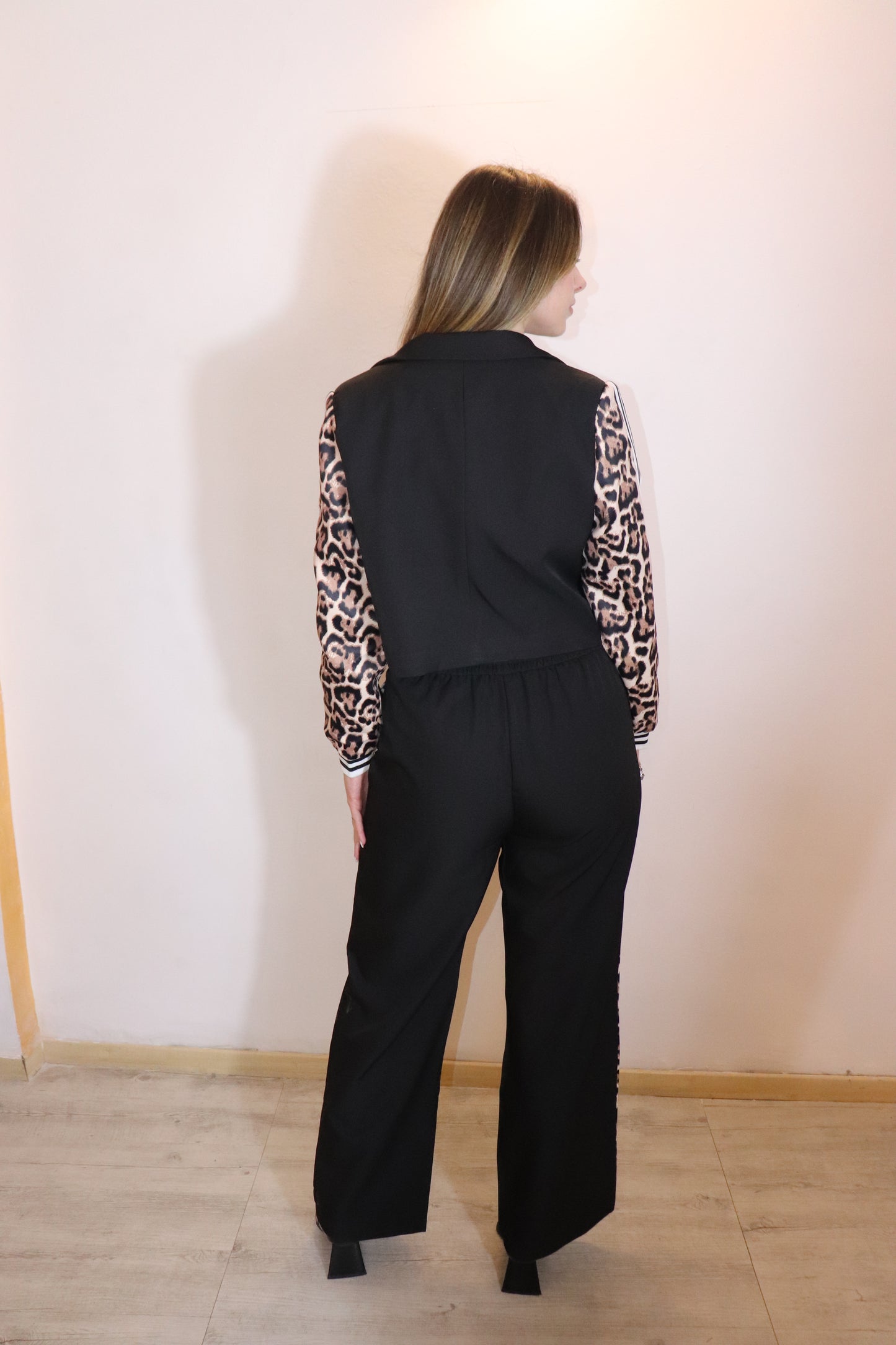 COMPLETO GIACCA PANTALONE ANIMALIER
